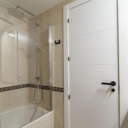 Apartment Vacation Paradise 2 Bedroom Penthouse - Walking Distance To Puerto Banus And Beaches
