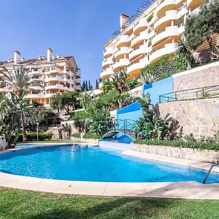 Vacation Paradise 2 Bedroom Penthouse - Walking Distance To Puerto Banus And Beaches
